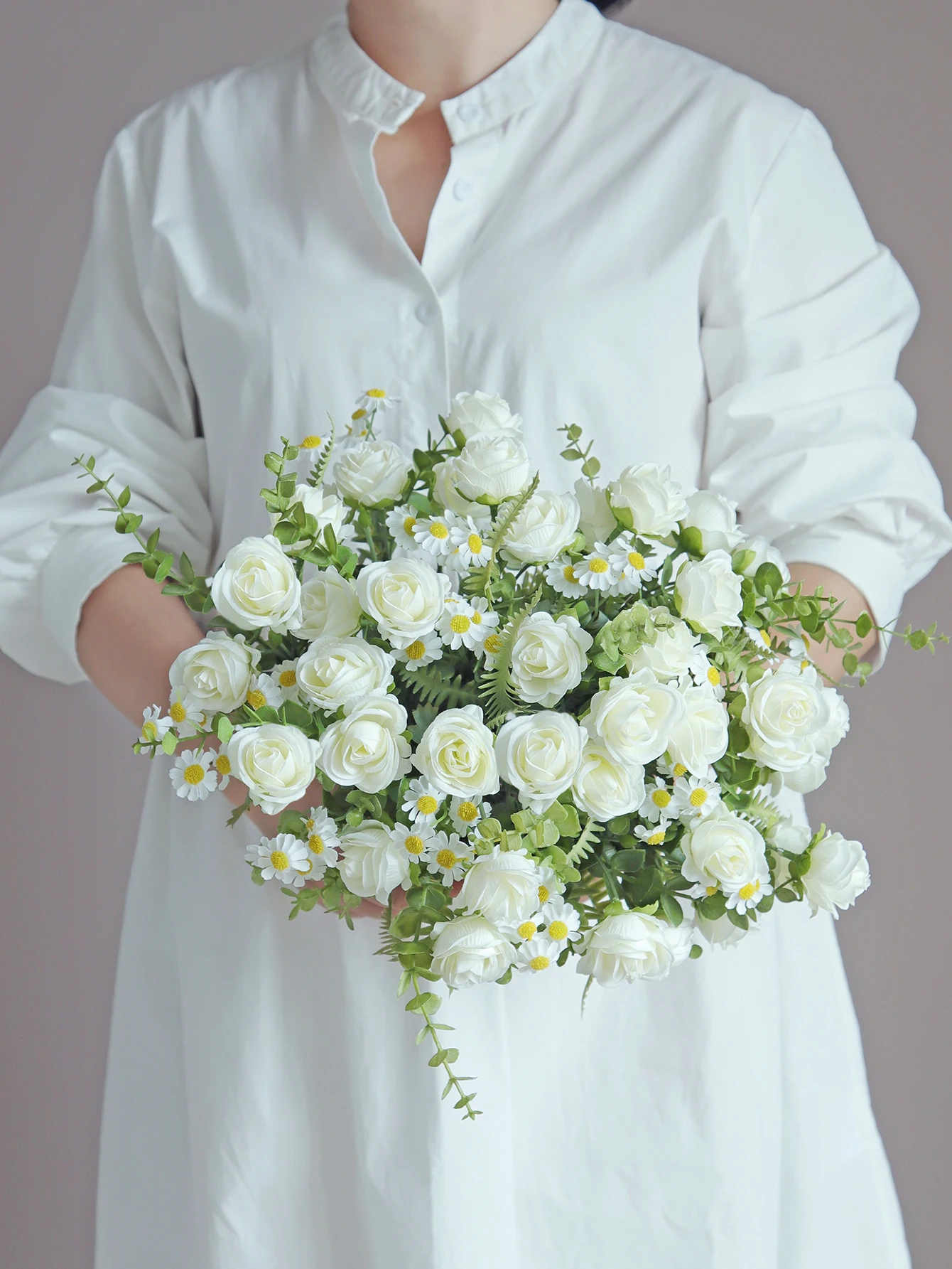 Seidenrosen Künstliche Blumen Hochzeit Heim Weihnachtsfeier Dekoration Bunte Kränze Brautstrauß Tischvase Foto-Shooting-Requisiten – Detail 3