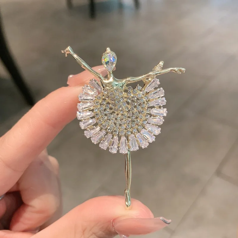 Exqusitie Women Girls Crystal Ballet Dancer Badges Pin Fashion Elegant Fashion Creative Lady Boutique Brooches Jewelry Gift