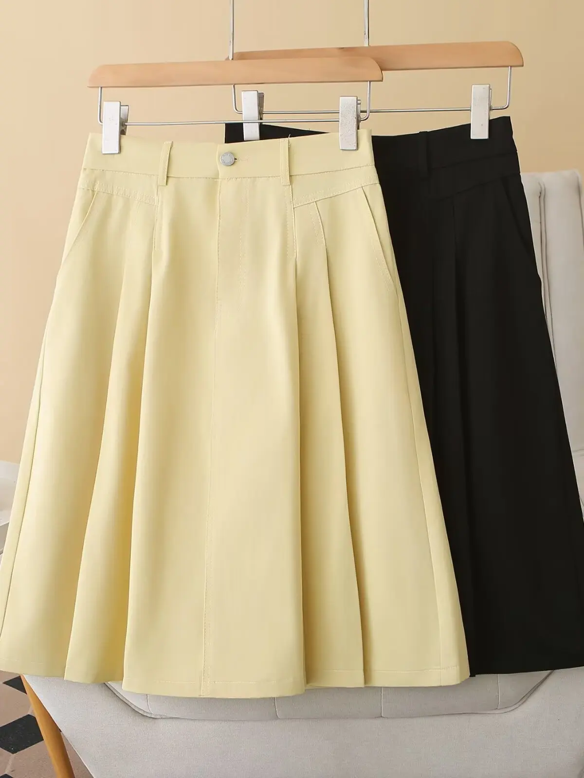 

High Waist A-Line Skirt for plus Size Women Summer Commute Simple Style Flared Skirts Elegant Slimming Midi Length