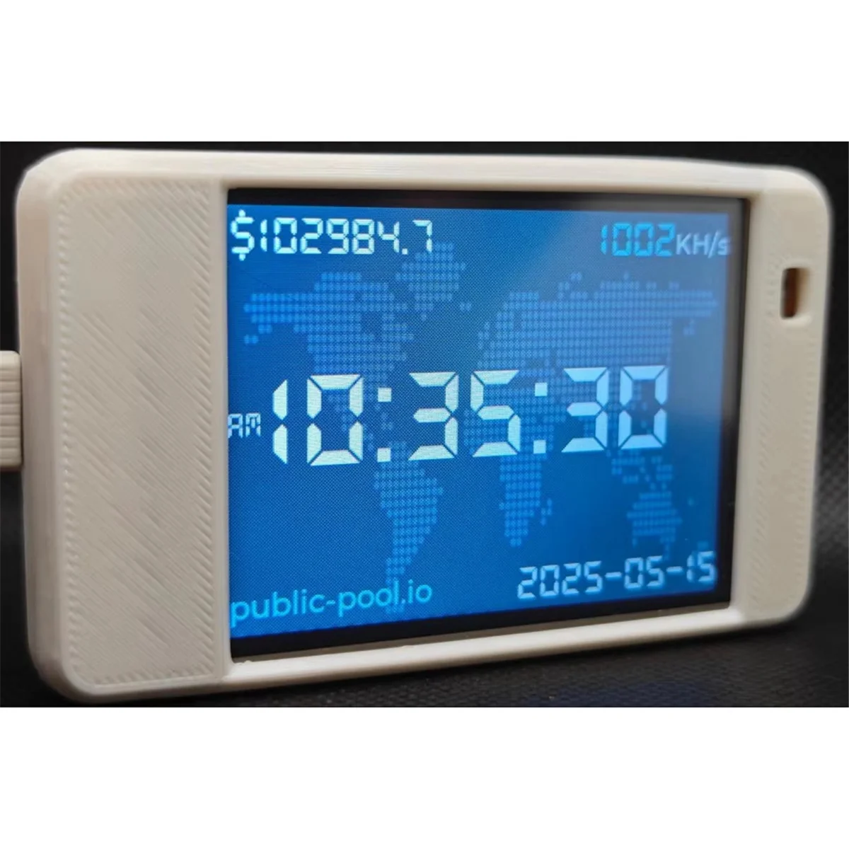 

[stock] NMMiner NerdMiner V2 Hashrate 1000KH/S BTC Miner ESP32 2.8 Inch Smart Display Bitcoin Solo Lottery ESP32-2432S028 White
