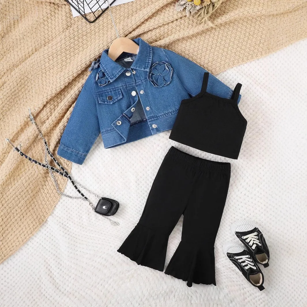 

Korean Style Kid Casual Set Girl 3D Flower Blue Denim Jacket Black Camisole Flared Pants Three-Piece Children Autumn Clothes