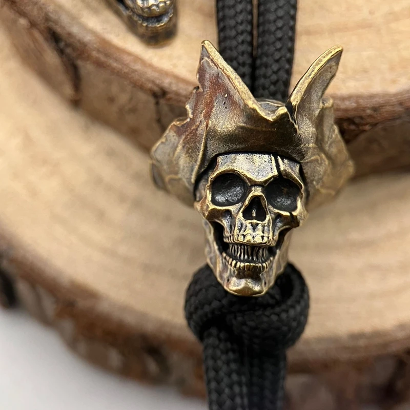 

Captain Skeleton Brass Knife Bead EDC DIY Paracord Woven Bracelets Lanyard Pendant Accessories Outdoor Tool Hangings Jewelry