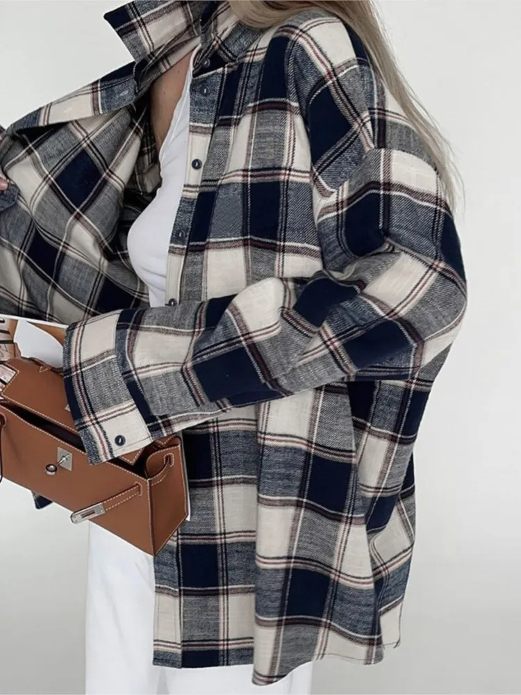 Spring New Cotton Plaid Long Sleeved Shirt Tops Women Loose Casual Fashion Lazy Style Large Plaid Shirt Autumn Coat