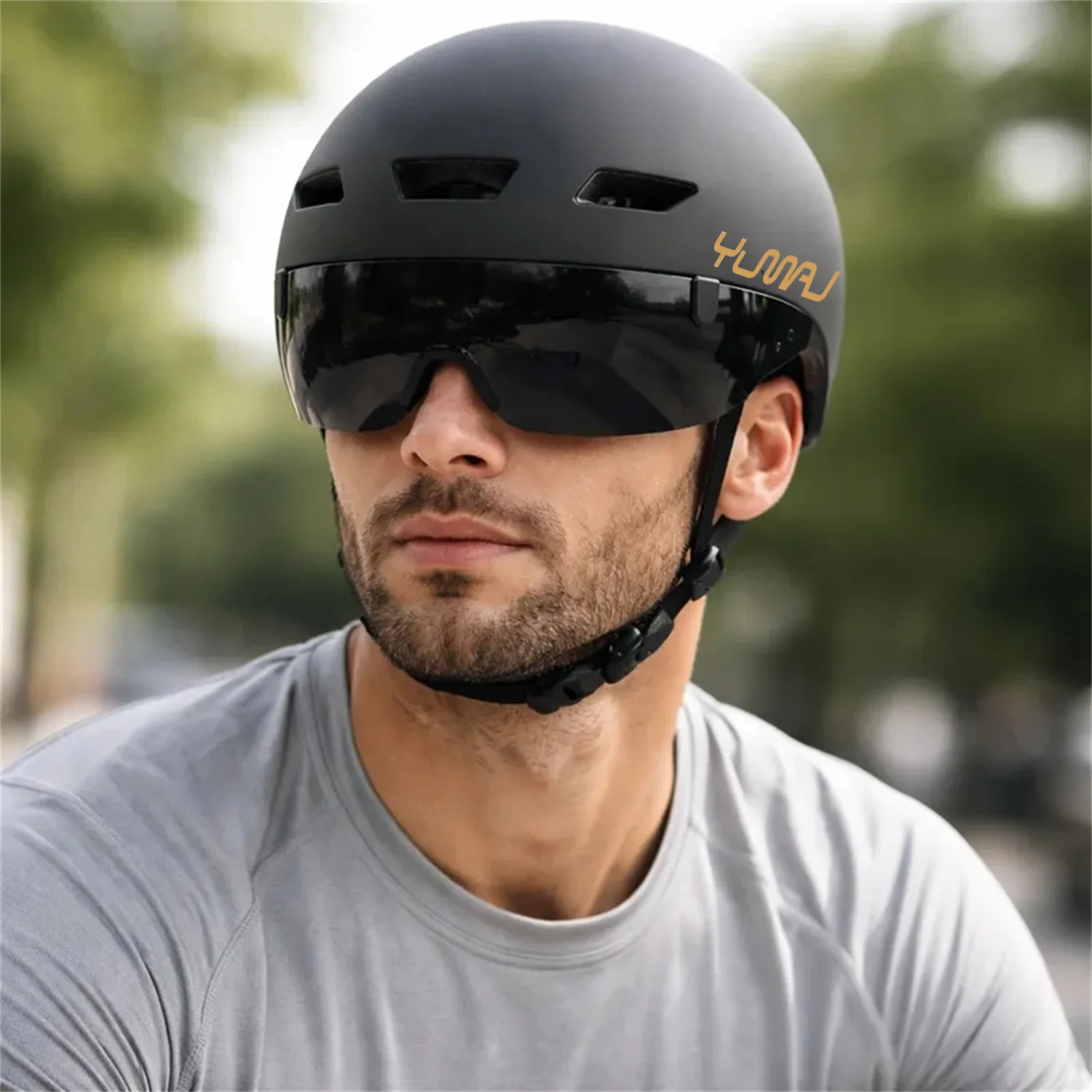 YUMAJ TT Bicycle Helmet Aerodynamic Triathlon-Specific Cycling Helmet with Panoramic Surround Magnetic Goggles YM-88