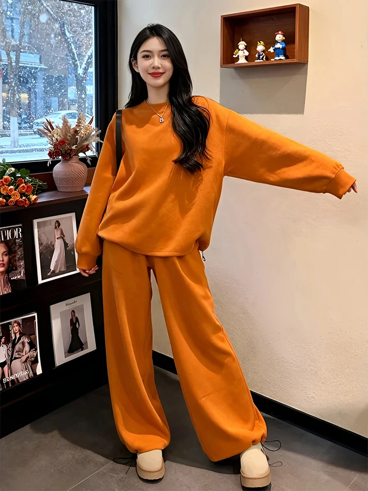 

Casual Sportswear Set Women's Autumn Winter Faion Age-defng Sweatirt Straight Leg Pants Two-piece Set Small Size