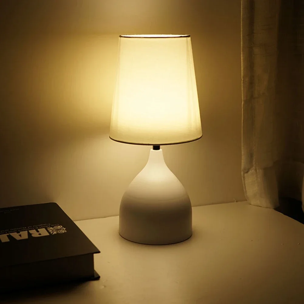 Nordic LED Table Lamp Bedroom Bedside Living Room Modern Desk Study Night Light