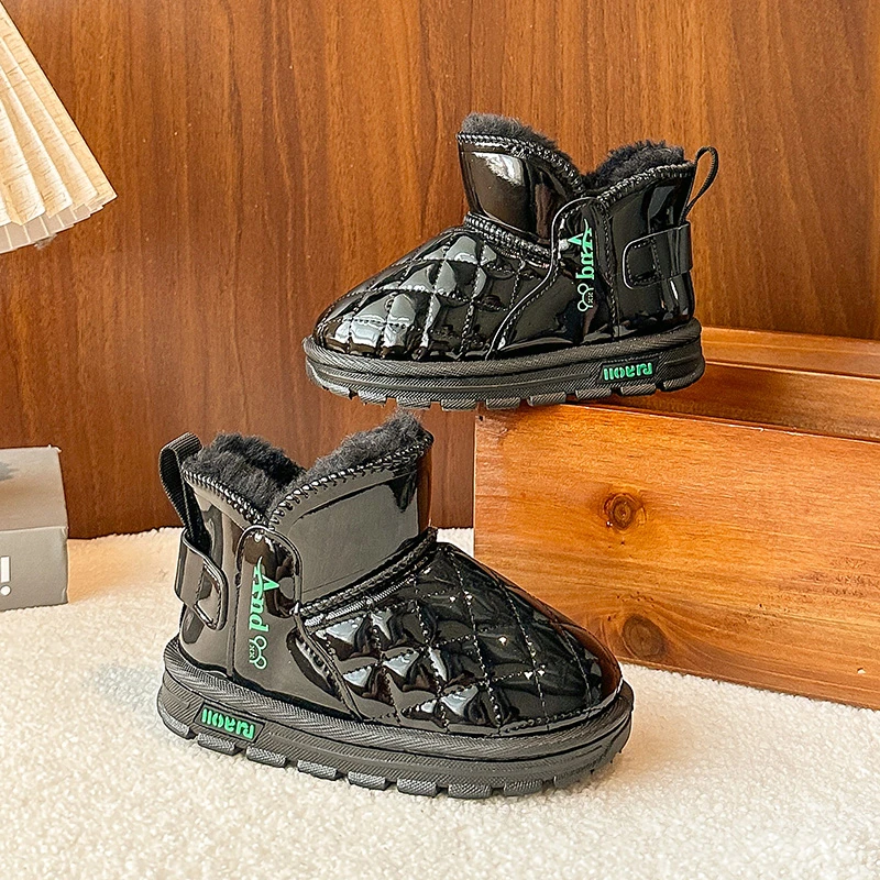 

2026Детские зимние сапоги — двухцветный блеск — материал из плотного плюша — детские короткие сапоги — теплые, стильные и модные