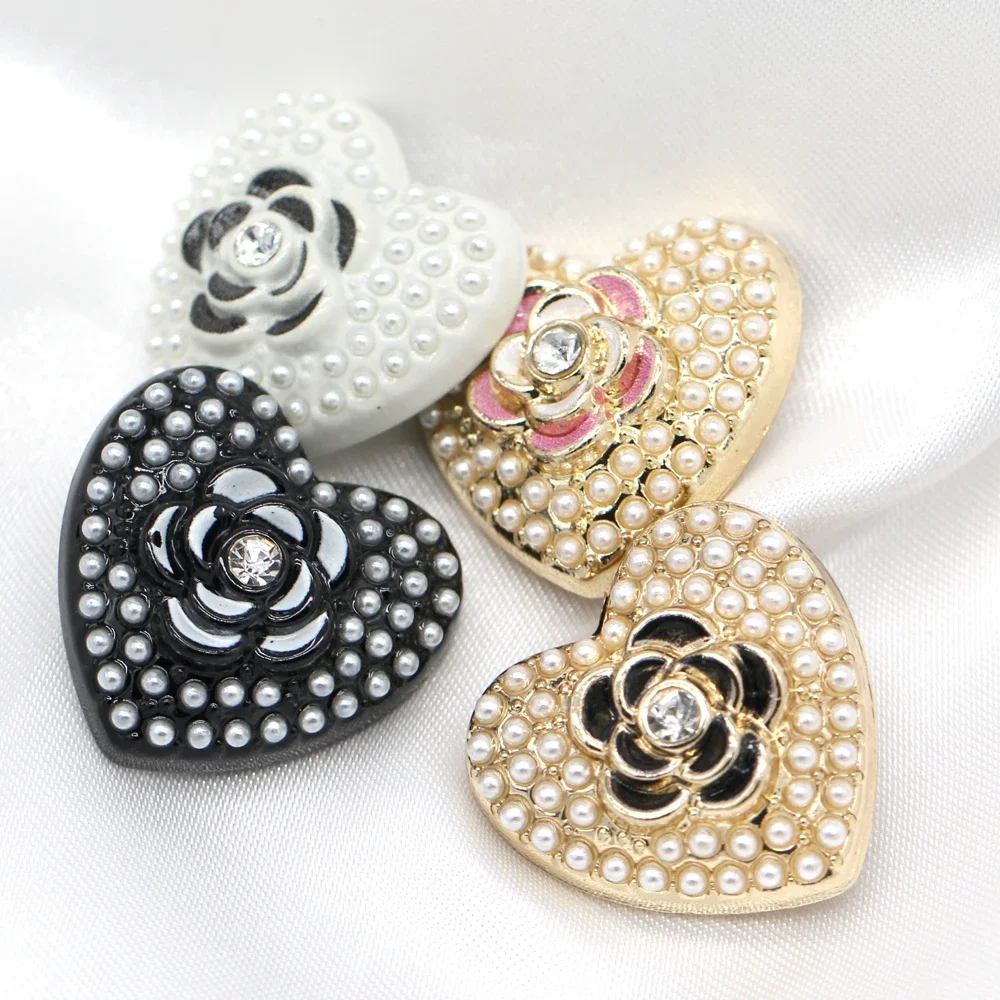 HENGC Vintage Heart Flower Shape Gold Metal Buttons For Clothing Design Women Coat Jacket Suit Pearl Decoration Sewing Supplies