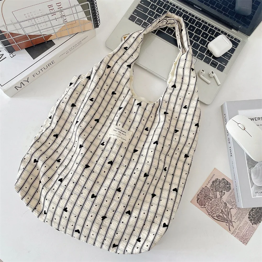 

Fashion Elegant Ladies Handbag Korean Style Large Capacity Shopping Bag Checkered Heart Pattern Canvas Bag for Women