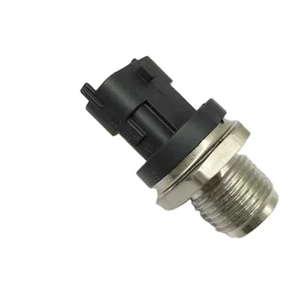 

XUNPO EC210 Excavator Spare Parts D6D D6E Common Rail Fuel Pressure Sensor 0281002937 Service Kit 20973777