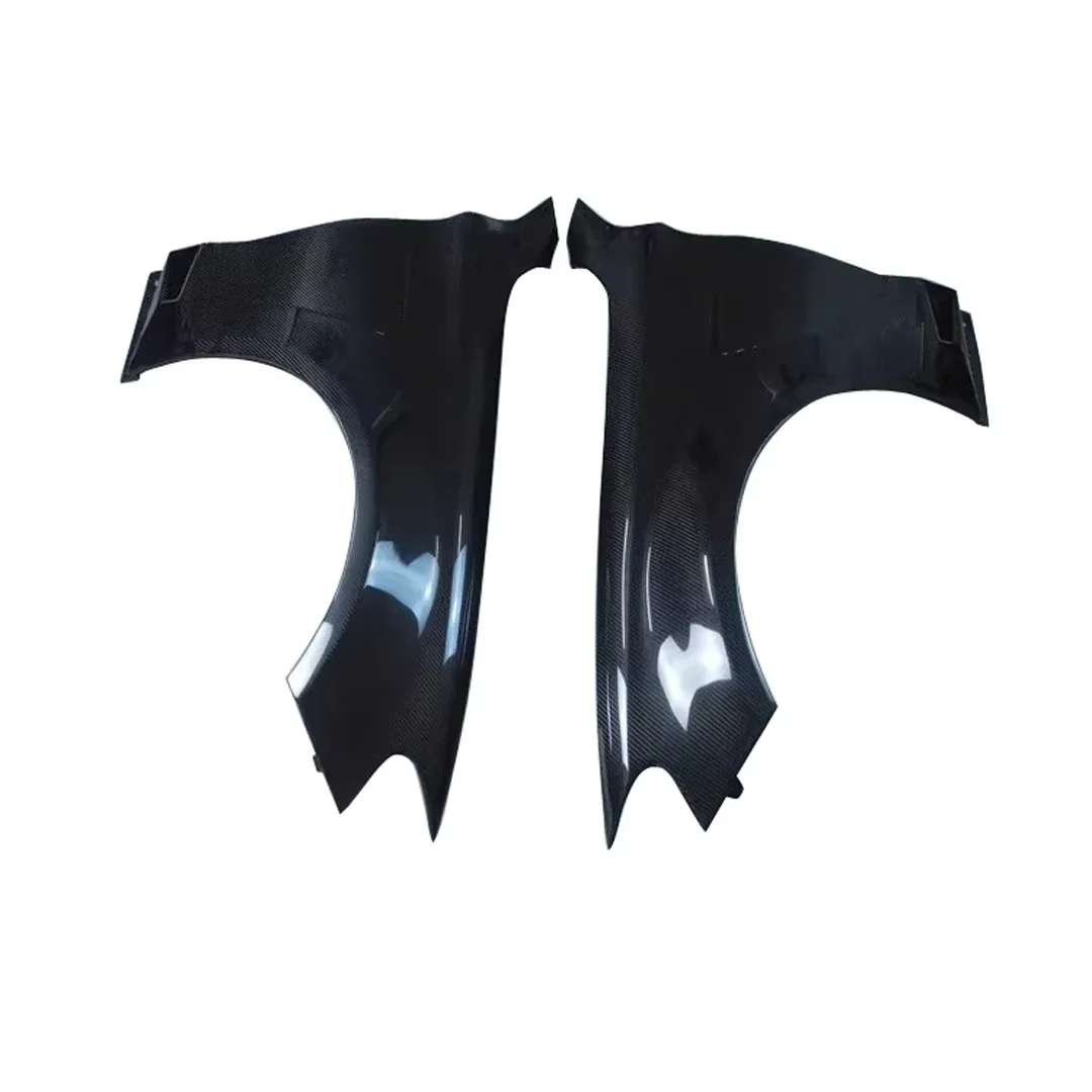 W205 C63 C300 C250用 カーボンファイバー製 ベンチレーション付きフェンダー（2015-2021年式）