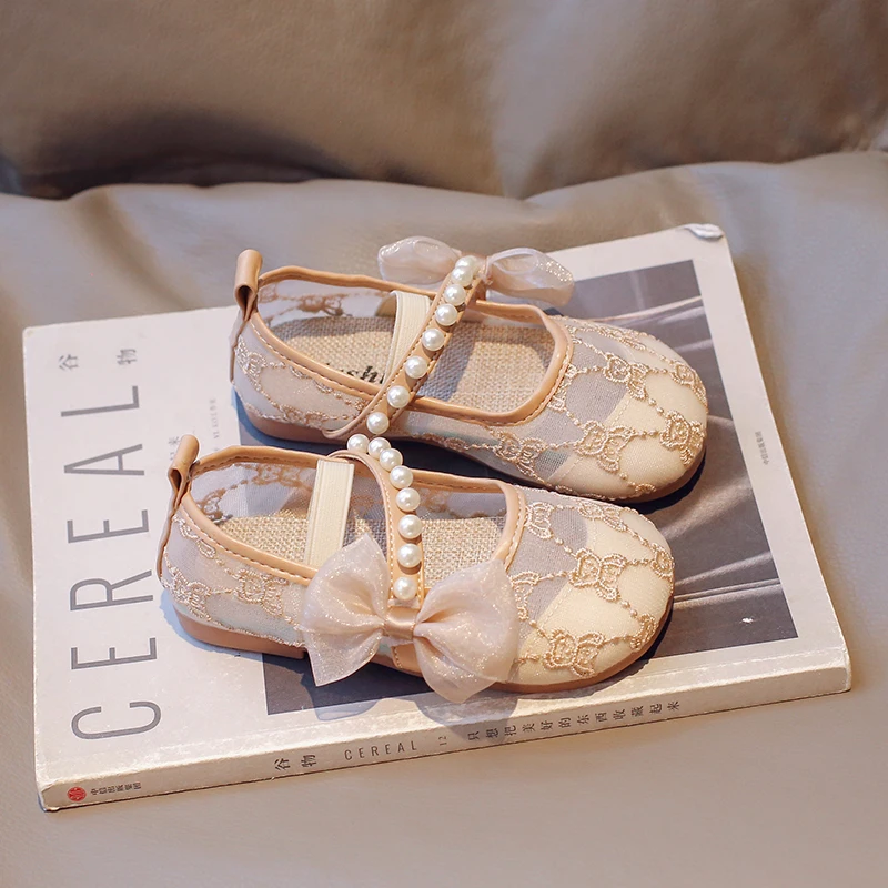 Sandali per bambini sandali per bambini Beige Mesh Bow Pearl Girls scarpe singole quattro stagioni rosa leggero antiscivolo scarpe per bambini