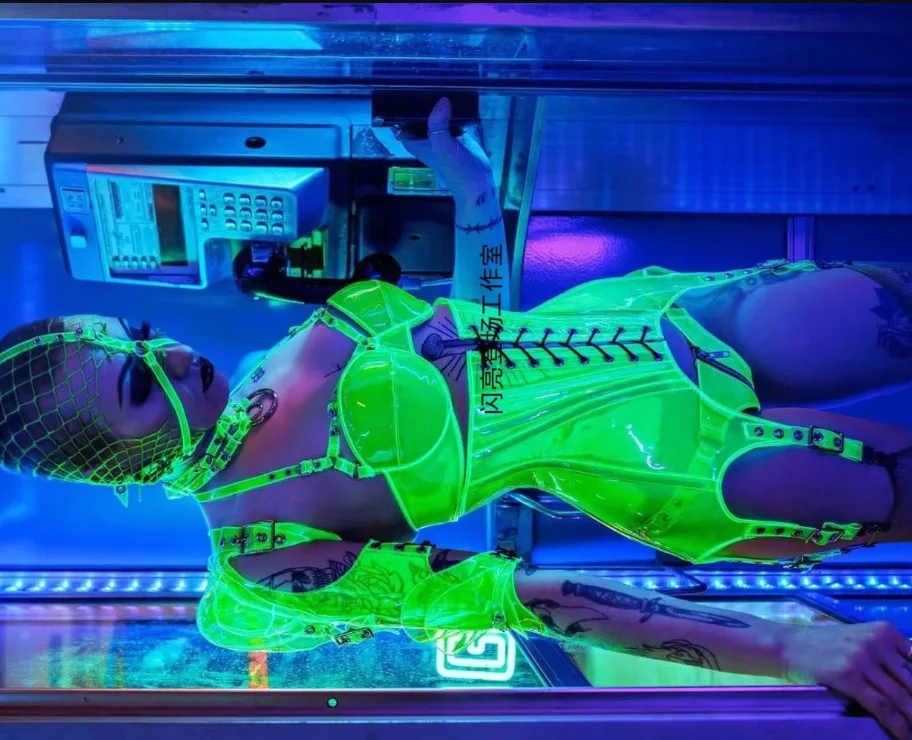 أزياء تكنولوجيا المستقبل ملهى ليلي بار مثير بيكيني أخضر فلوري حزام مغنية Ds ملابس حفلات الهالوين DWY4444