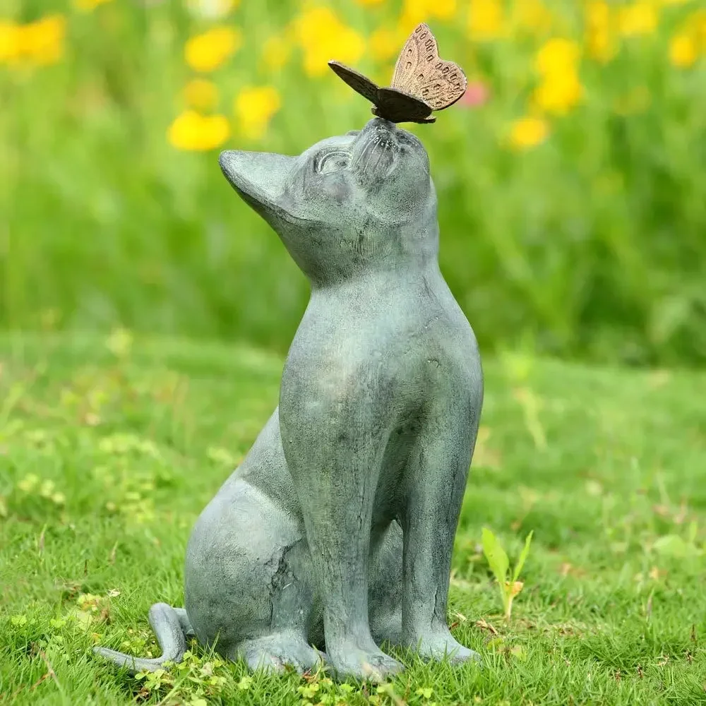 Home Cat and Butterfly Curiosity Garden Statue Green 7.5