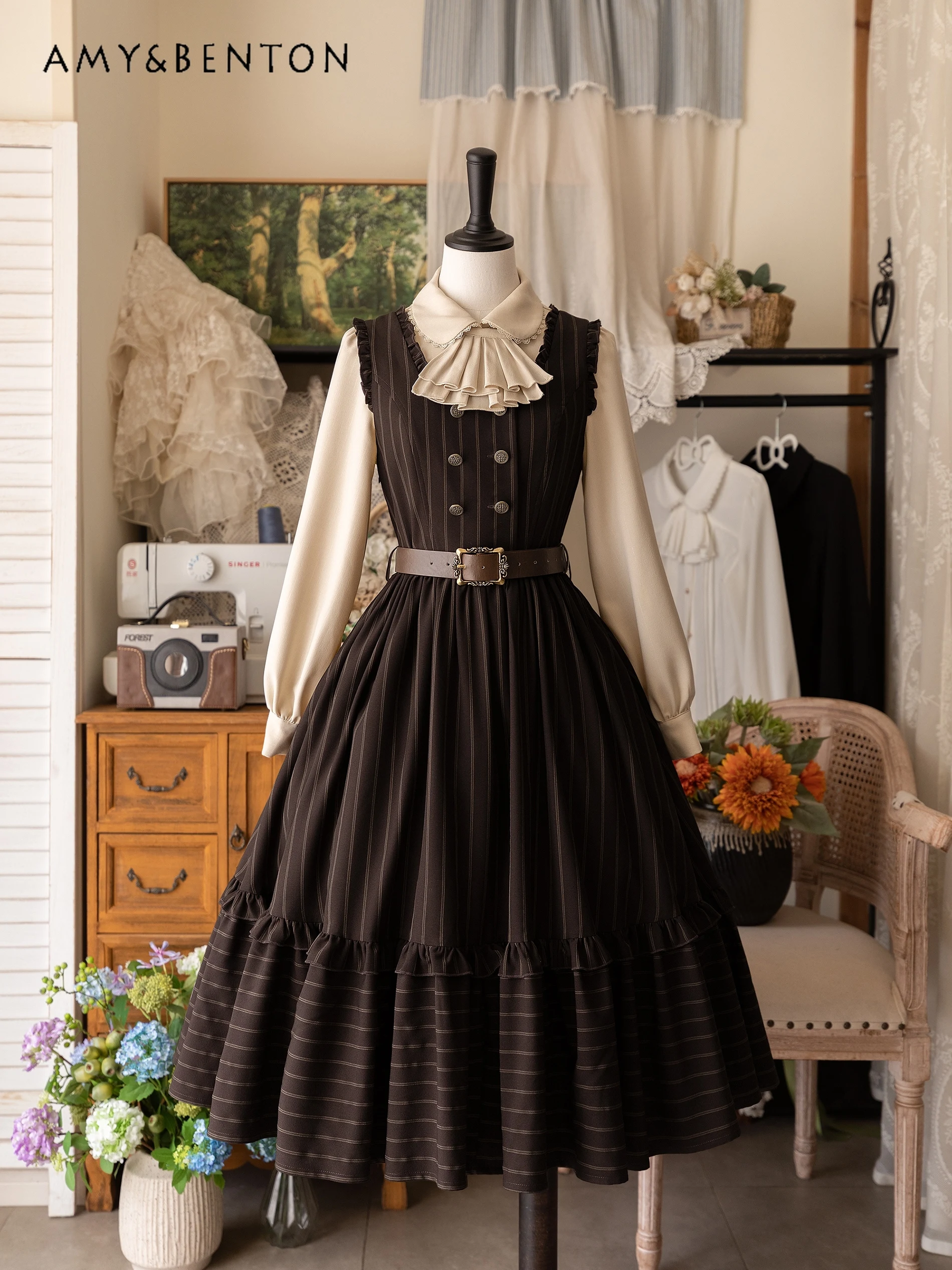 Spring Autumn Elegant Retro Temperament Square Collar Sleeveless Dress Sweet Lolita Dresses High-Grade Slim Mid-Length Dress