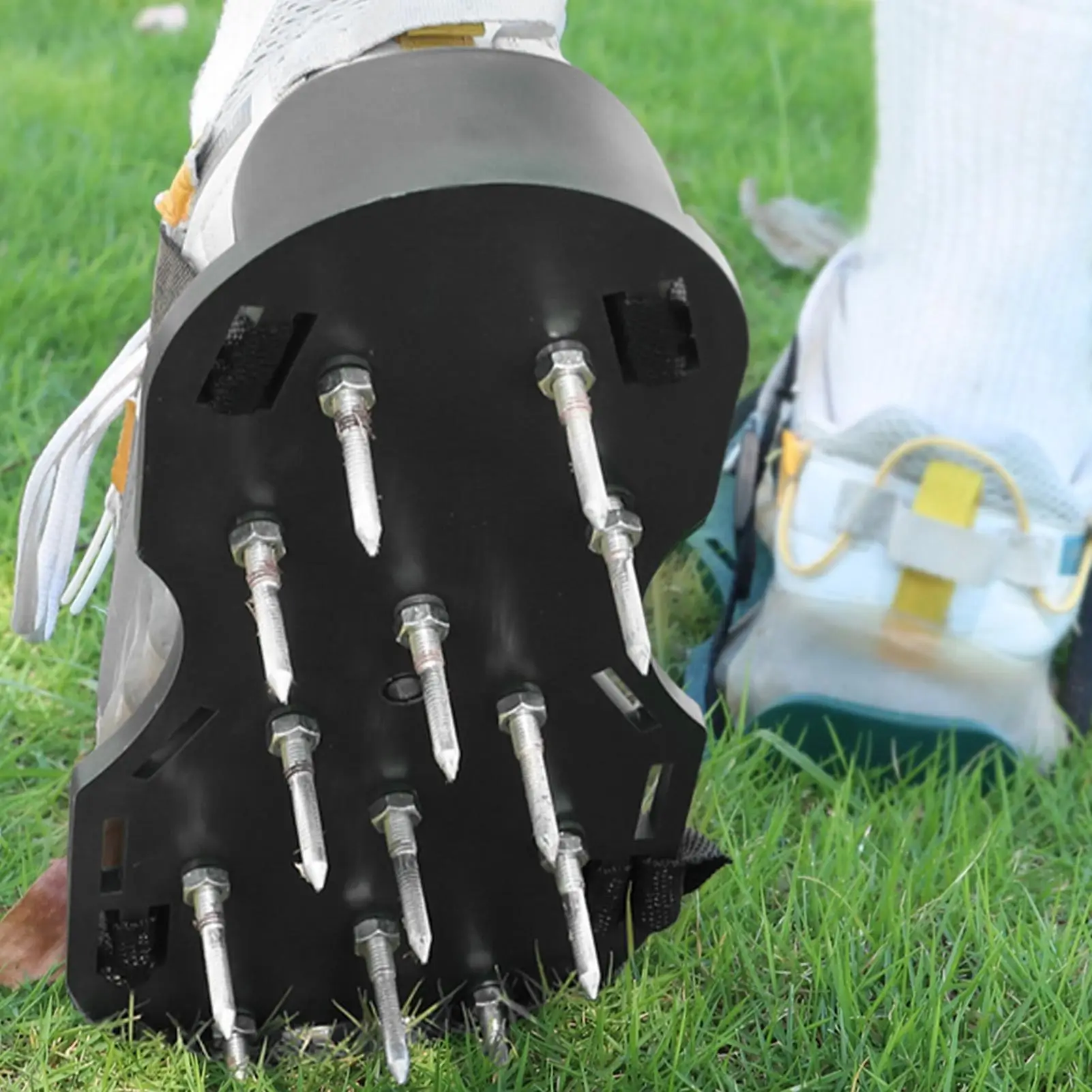 

Газонная обувь с шипами, инструмент с регулируемыми ремнями, аэрация обуви, сандалии для обслуживания почвы, посева пола, сада, лужайки