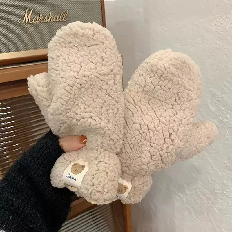 1 Pair of Khaki/Beige Thickened Women's Winter Mittens with Cute Bear Pattern and Hanging Ring, Featuring a Lovely Bear Design and a Hanging Loop, Providing Cold Protection and Warmth, Suitable for Cycling and Outdoor