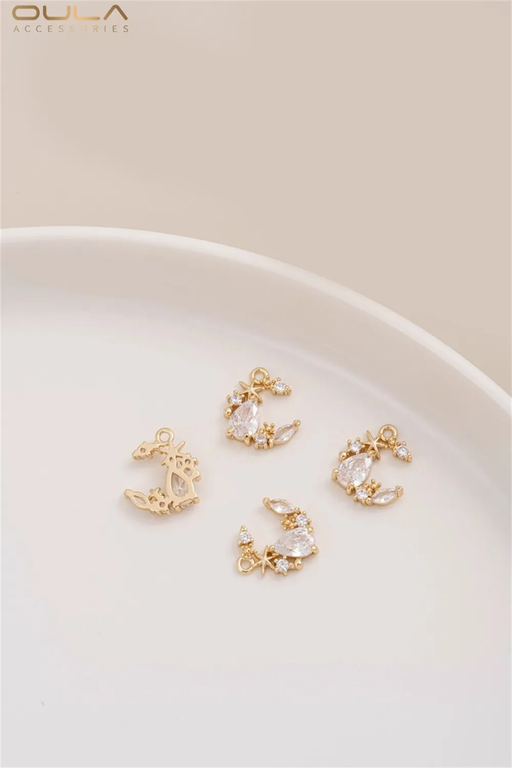 

1PCS 14K Gold-plated, Water-drop Zircon Star and Moon Pendant, Diy Handmade Jewelry Bracelet Necklace Pendant
