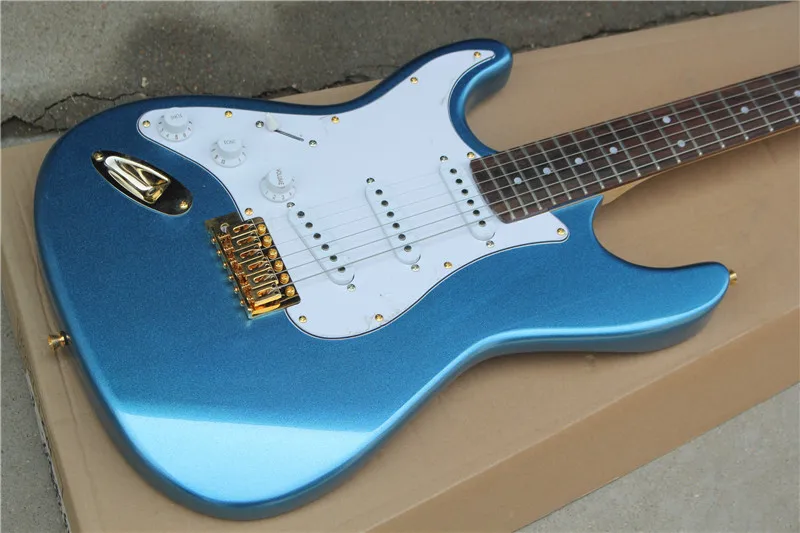 2022 new 6-string left handed electric guitar, metallic blue body, gold hardware, classic triple-single pickup, support customiz