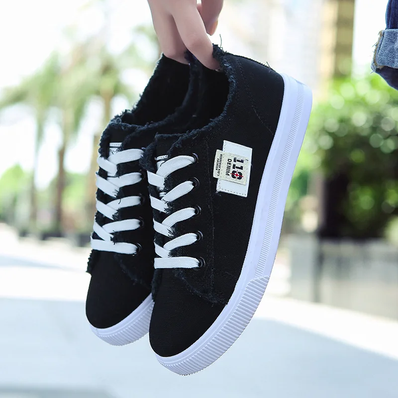 2024 New Ladies Sneakers Comfortable Breathable Canvas Shoes Fashion Lace Up Flat Ladies Casual Shoes Brand Shoes for Women