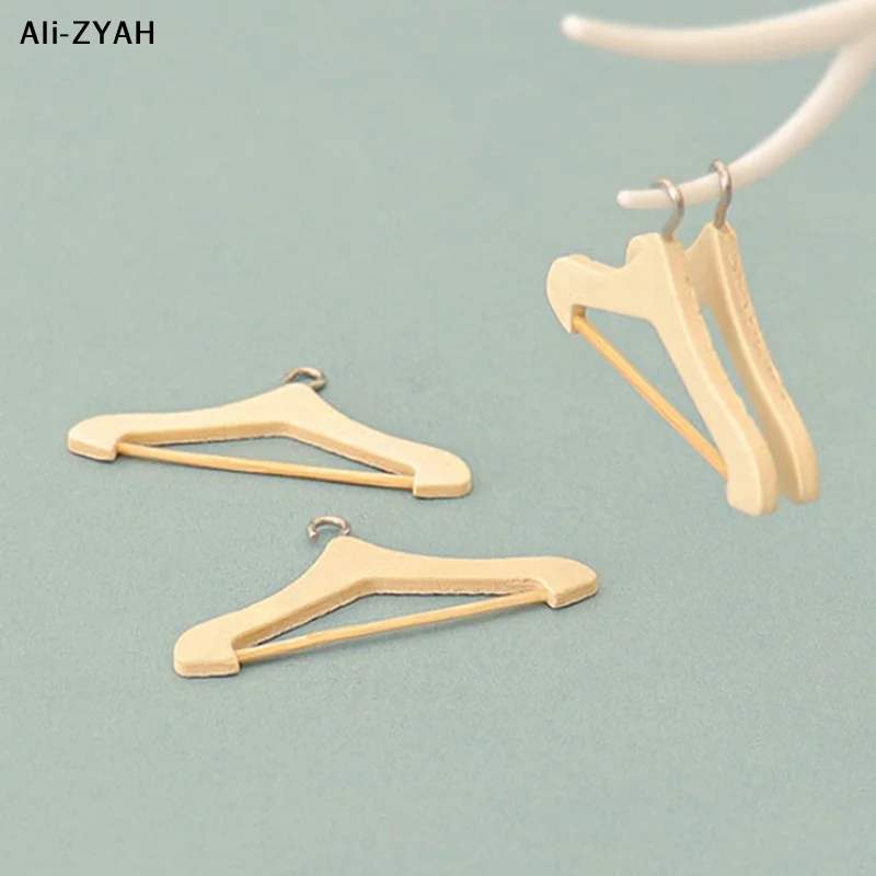 

【AH】Миниатюрная деревянная вешалка для кукольного домика, декоративные аксессуары для кукол, мини-игрушки-вешалки