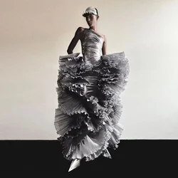Luxury Metal Gray Dresses Women One Shoulder Ruffled Organza Long Formal Party Dress Layered Evening Gowns Sleeveless
