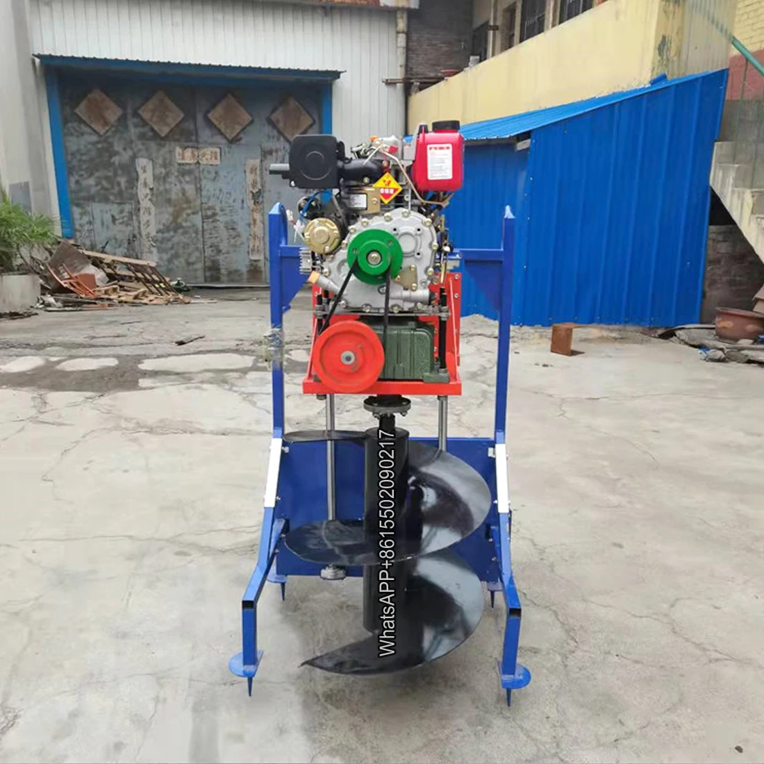 Diesel tree digging machine hand push mountain pile hole punching machine seedling planting machine small hole punching machine