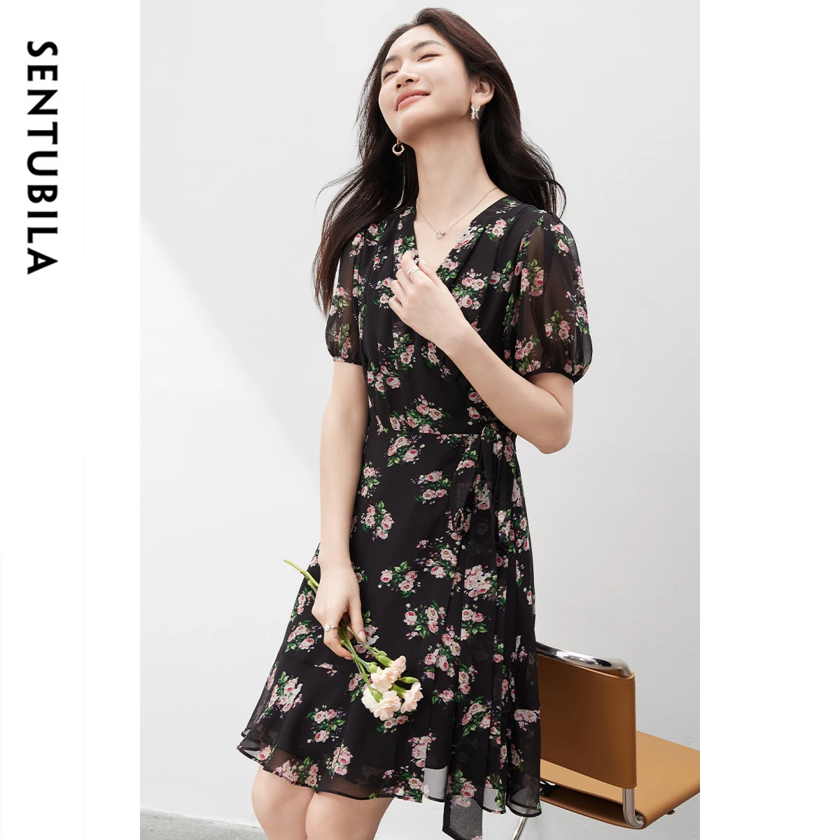Sentubila Floral Dress Women's 2025 Summer V-neck Strap Waist Lace Up Short-sleeved Dress Chiffon Puff Sleeve Elegant Q52LF0035