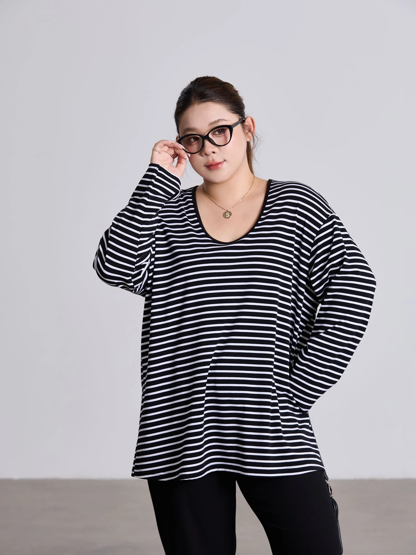 

Loose Long Sve Women's T-irt Striped U-Ne Casual Sle plus Size Spring New Arrival Comfortable Cotton Blend Top