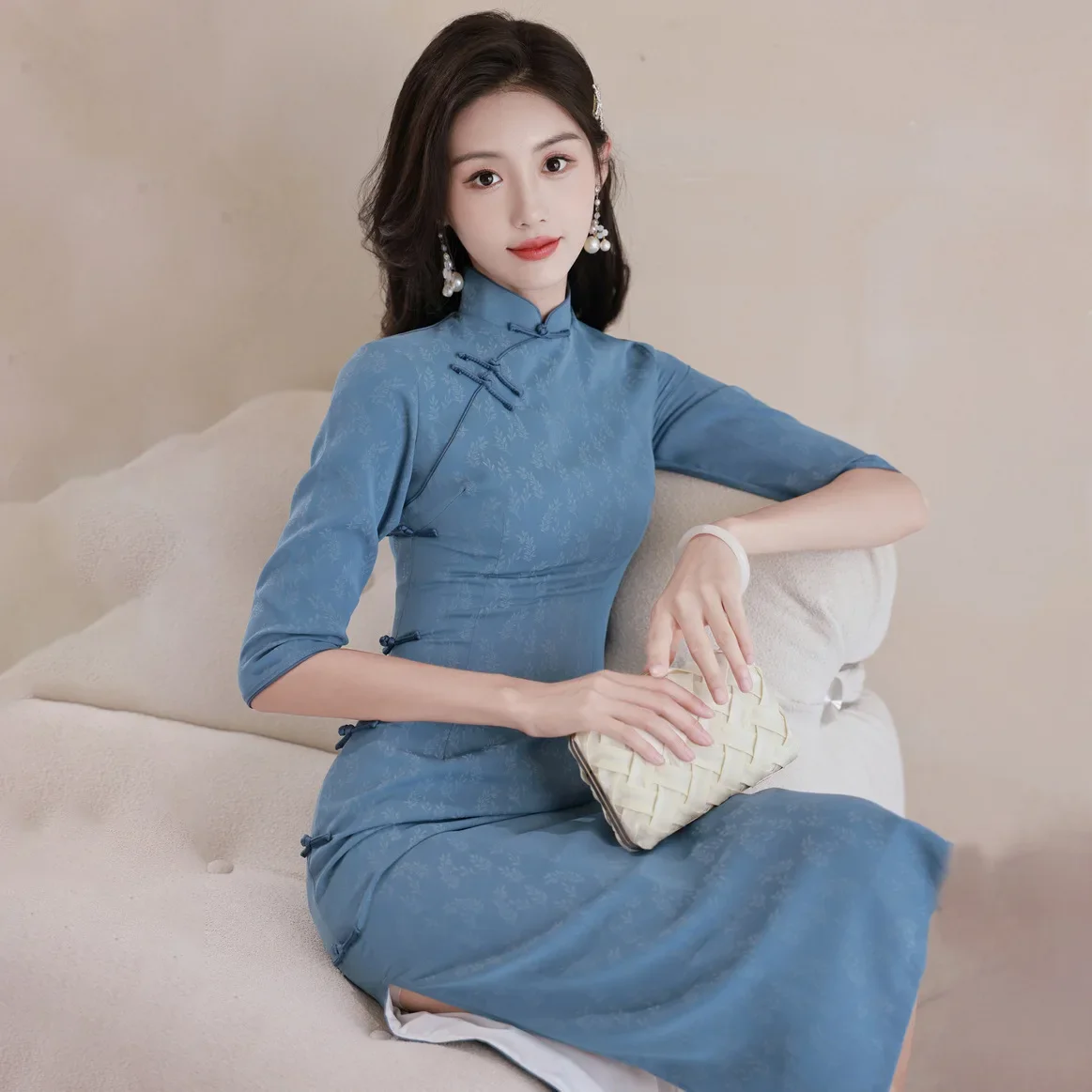 Women Half Sleeve Blue Lined Dress Chinese Style Girl Vintage Cheongsam Female Fashion Show Costume Improved Qipao