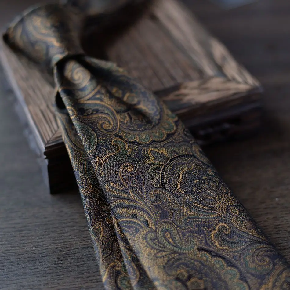 Luxury Hand-tied Tie For Men Fashion Retro Brown Pattern Mulberry Silk Business Casual Professional Formal Wear 8CM