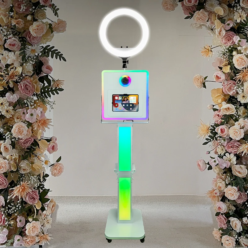 Fast Shipping: iPad and DSLR Photo Booth with Flash and Umbrella for Weddings and Parties - iPad Selfie Machine