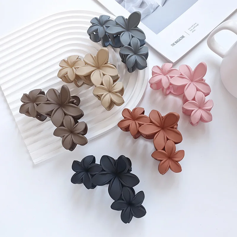 New Flower Hair Claw Clips Non-Slip Matte Flower Hair Clips for Women Cute Hair Clips Hawaiian Flower Clip Large Plumeria