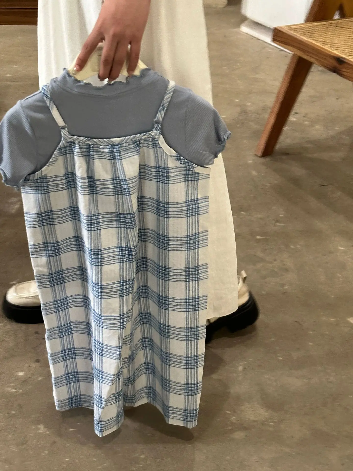 Vêtements pour enfants trempés coréens, vêtements pour enfants, rétro coréen, sangle fine pour filles, pantalon et haut à carreaux, ensemble 2 pièces, été, nouveau, 2024