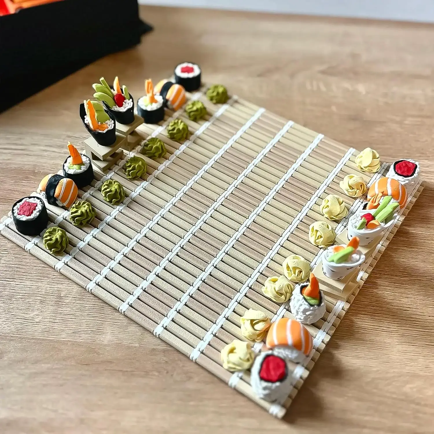 Set di scacchi per sushi - Gioco da tavolo a tema sushi stampato in 3D con tavola pieghevole