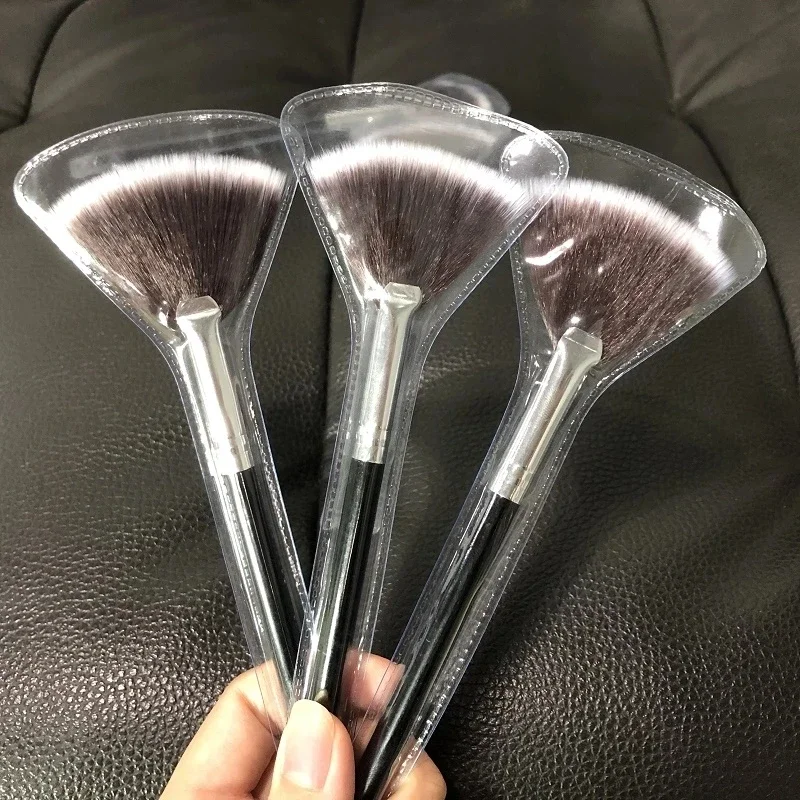 1 pz fondotinta correttore capelli sintetici pennello evidenziatore affusolato pennelli per trucco pennello a ventaglio donne compongono pennelli per trucco nero