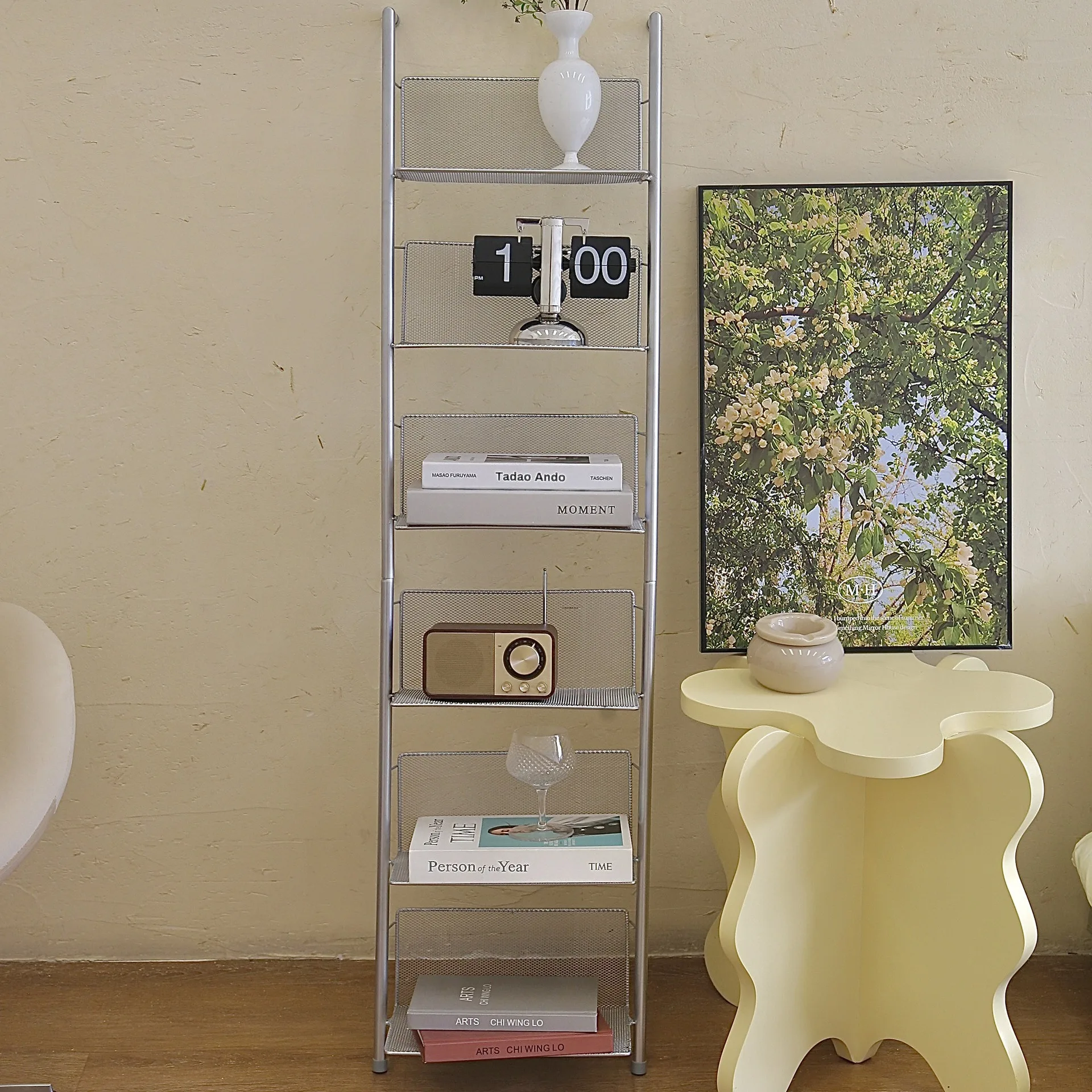 Ins Newspaper Shelf Studio Shoots Display And Display Magazine Storage Floor to Floor Bookshelf