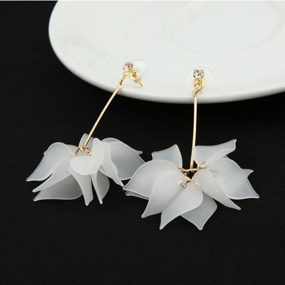 Dangle Earrings for Women 2024 Trending Pink White Acrylic Leaf Flower Drop Earrings Wedding Party Girls Bridesmaid Jewelry