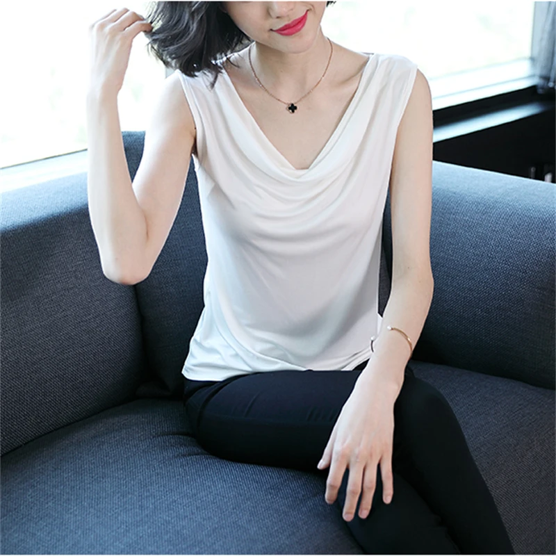 Women Clothing 2024 New Summer Korean Fashion Elegant Temperament Tank Tops Office Lady Casual V Neck Solid Slim Sleeveless Vest