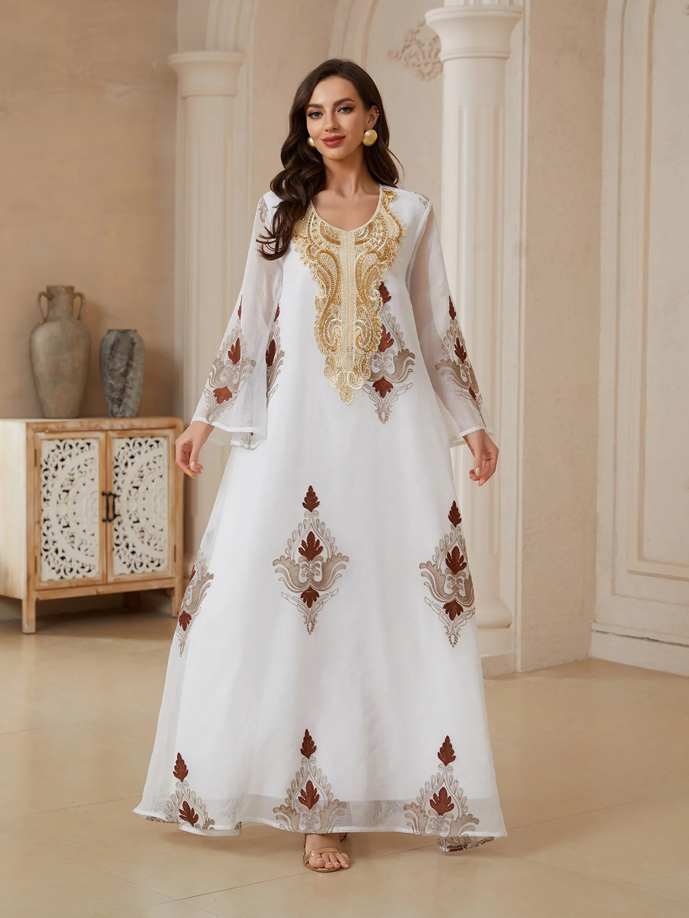 

Middle East Muslim Dress Ramadan Women Robe Embroidered Party Dresses Saudi Arab Kaftan Abaya Dubai Gown Morocco Islam Clothing