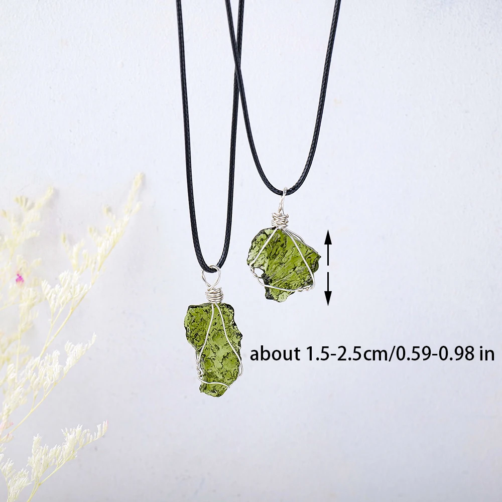 1PC Czech Meteorite Glass Necklace Green Stone Moldavite Pendant Healing Stone Energy Gemstone Women Jewelry Gift