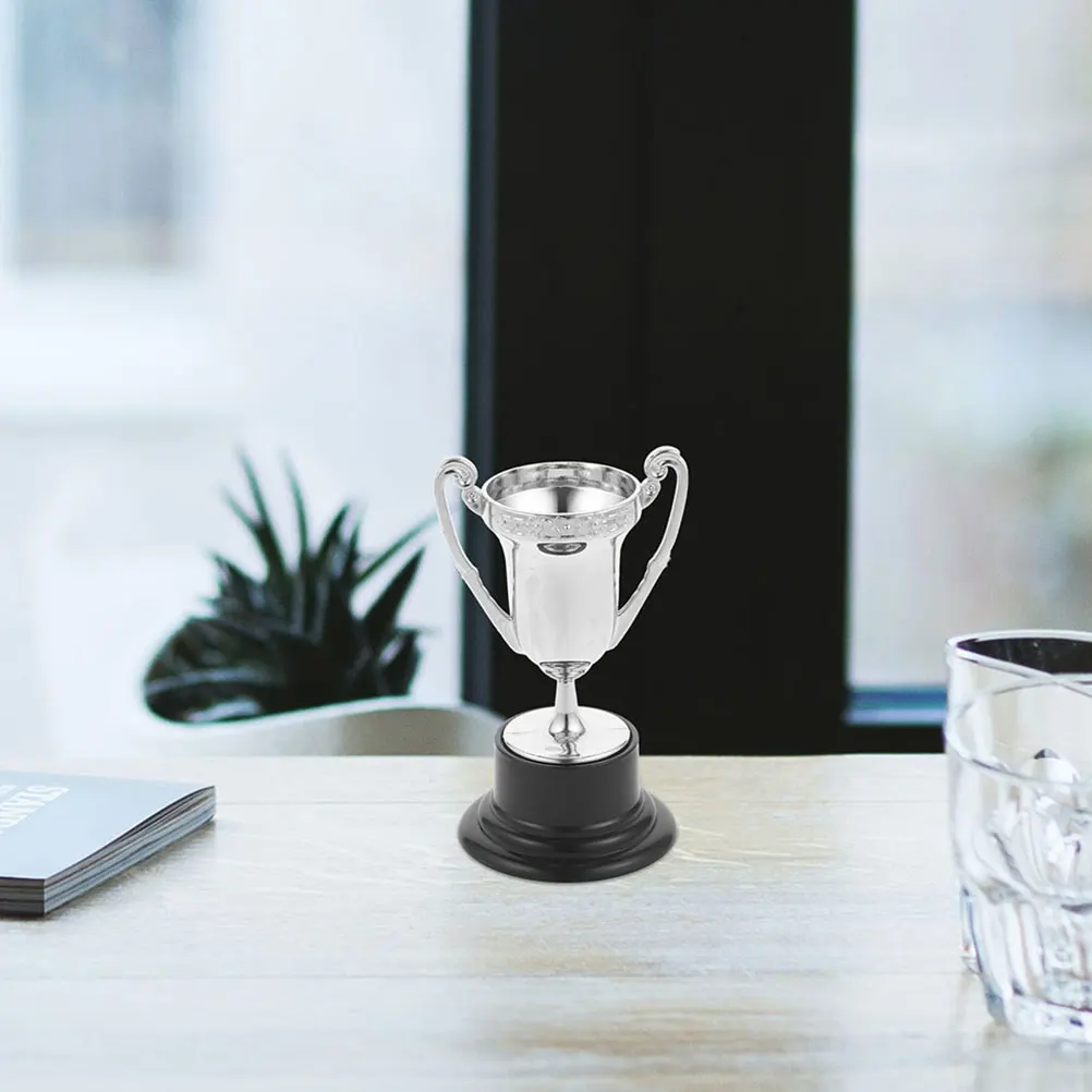 

6Pcs Small Trophy Plastic Lightweight Reward Decoration Mini Simulation Trophy Trophies Reward