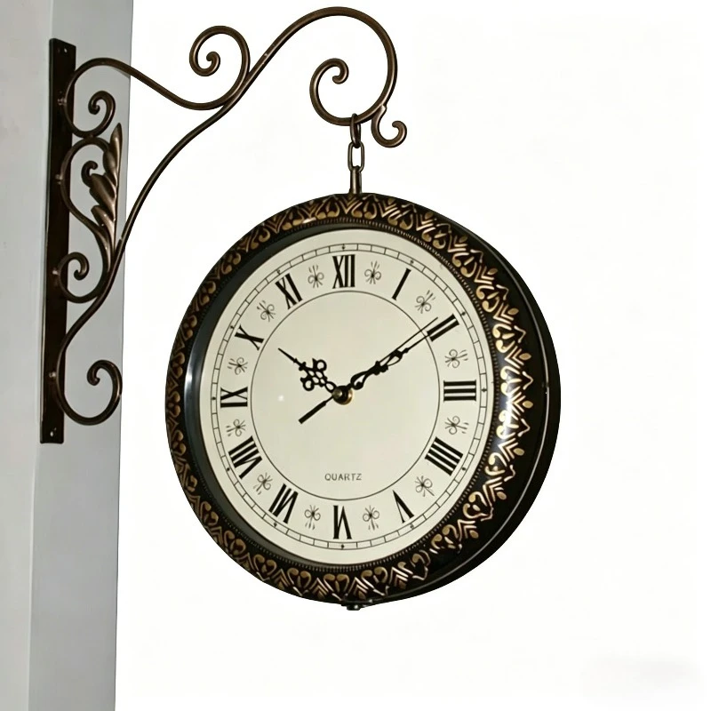 Household retro metal double-sided wall clock silent movement antique wrought iron face watch manufacturer wholesale