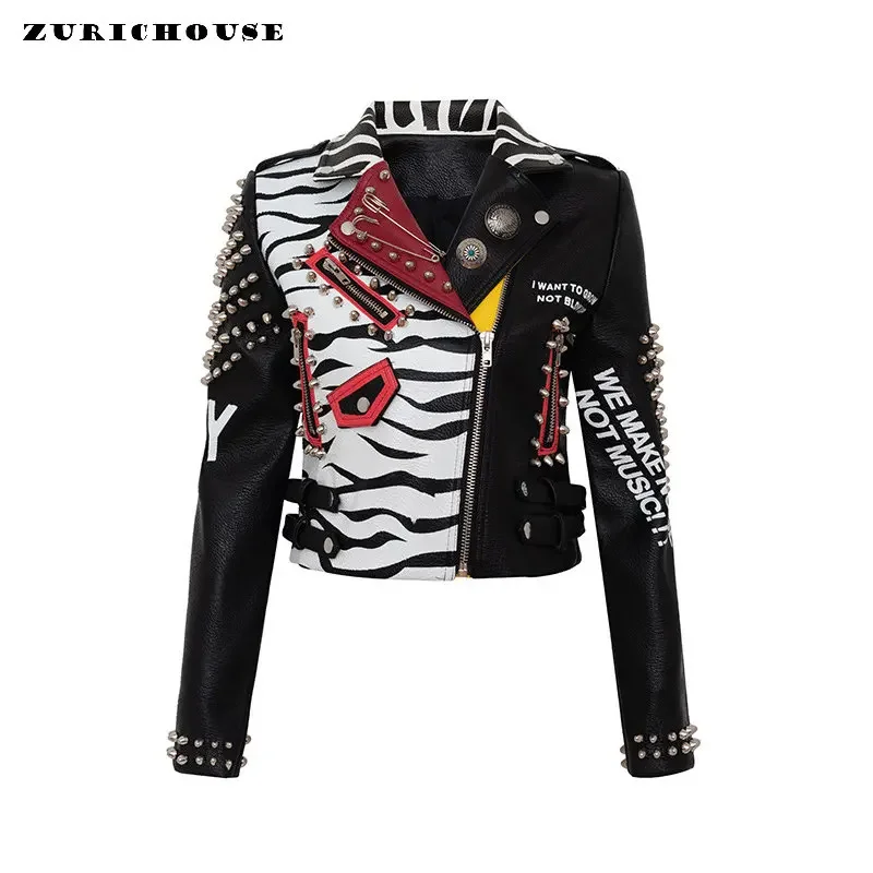 Giacca in pelle da moto con stampa Graffiti a contrasto donna 2024 nuova giacca con borchie Punk con cerniera Slim-fit Streetwear