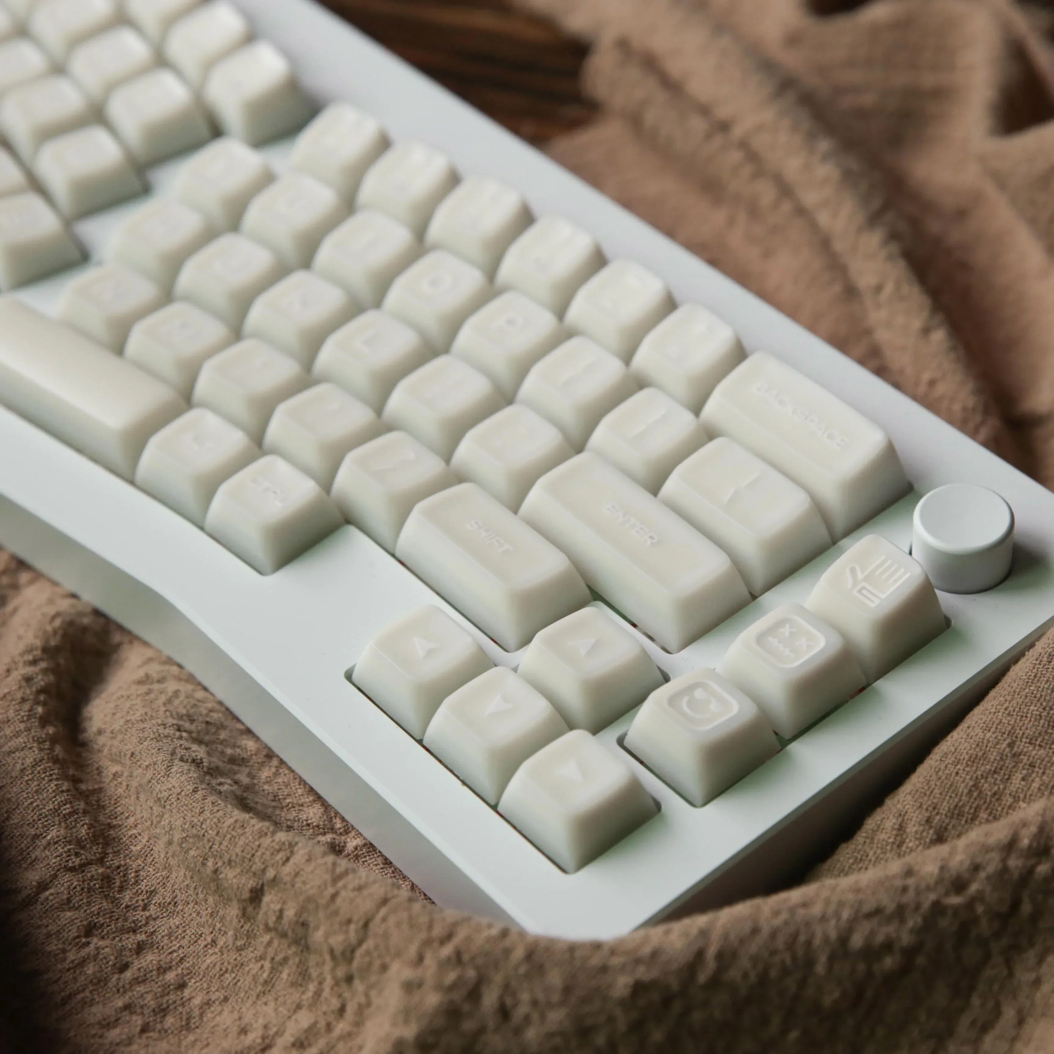 160 Keys SA Profile Milk White Translucent Keycaps Semi Transparent Double Shot PBT Keyboard Keycaps for MX Switches Keyboard