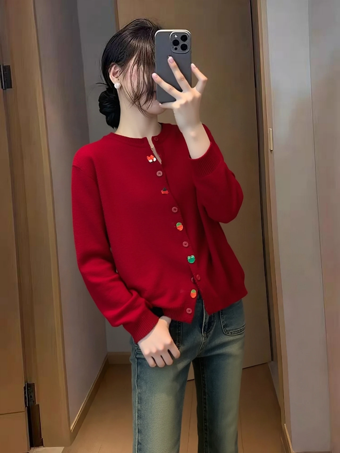

Faionable Red Knitwear Camere Long Sve Single Button Design Winter 2025 Sle Commute Korean Loose Fit round Ne