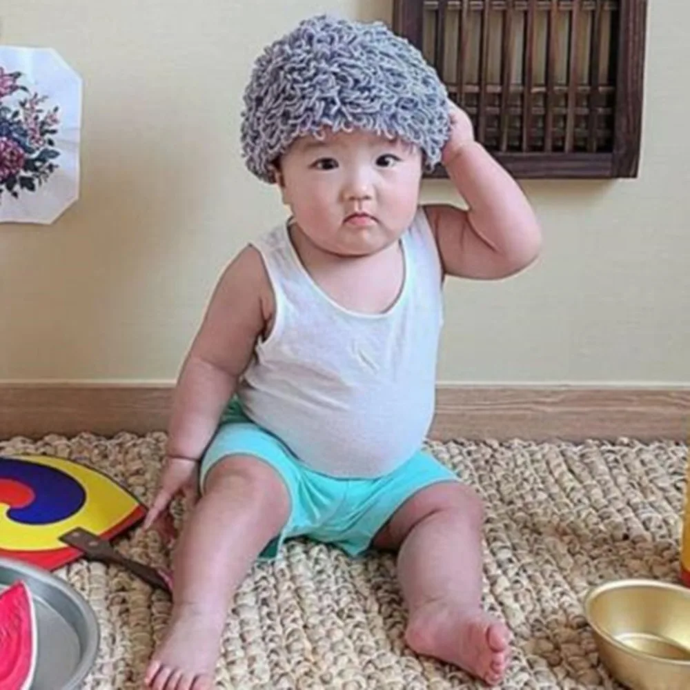 

Breathable Baby Curly Hair Hat Elastic Windproof Kids Knitted Hat Woven Instant Noodle Head Baby Woolen Cap Photography Props