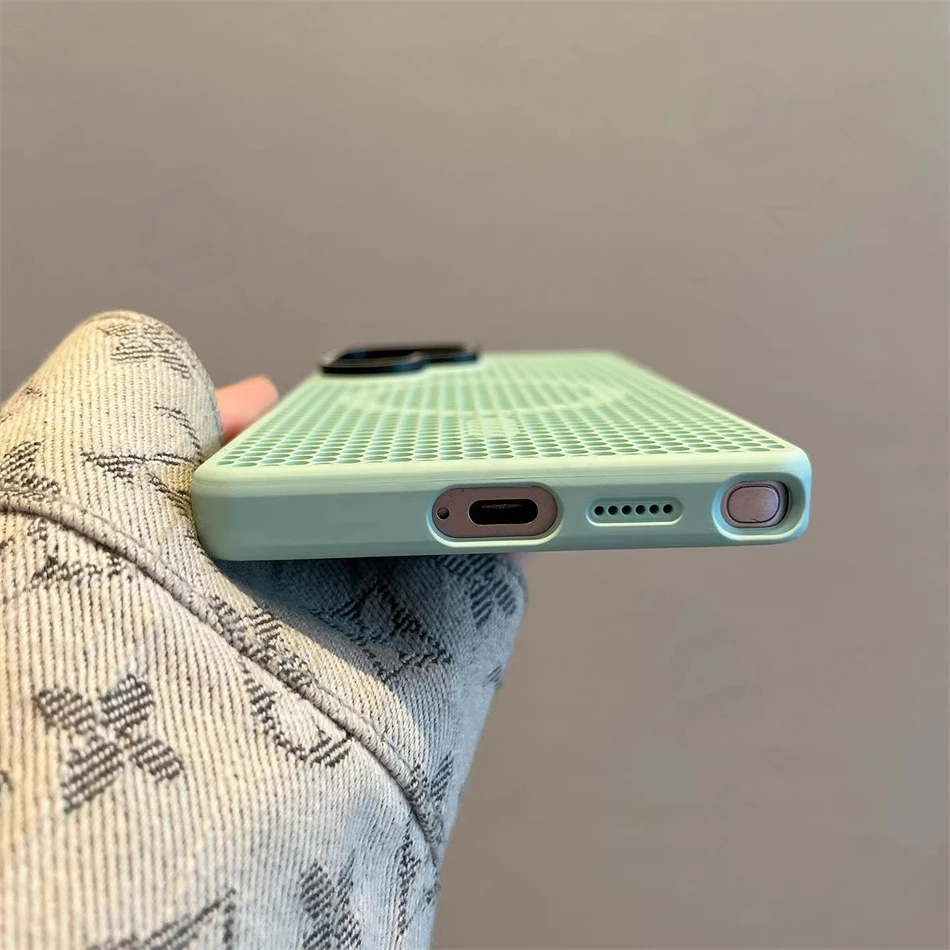Honeycomb Mesh Cooling For MagSafe Case for Samsung Galaxy S25 Ultra S24 S23 Alloy Lens Bracket Wireless Charge Hard Matte Cover - Image 4