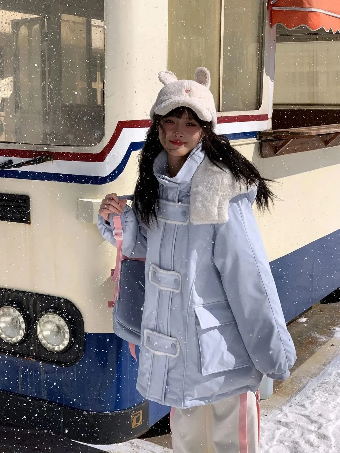 سترات نسائية بقلنسوة للخريف من الصوف المرقعة بأزرار ميدي وياقة واقفة للمدرسة الجامعية Preppy أنثوية فنية فريدة من نوعها OL