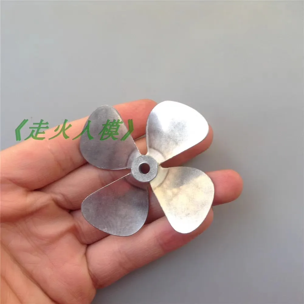 Vierblatt-Propeller, 60 mm Durchmesser, 4 mm Loch, ferngesteuertes Segeln, Modellboot, Zinklegierung, runde Klingen